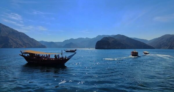 musandam overnight dhow cruise