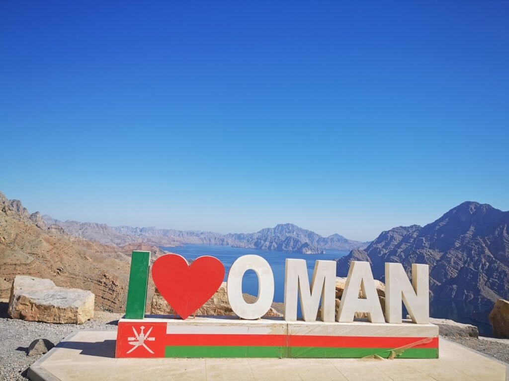 Khor Najd viewpoint above Khasab