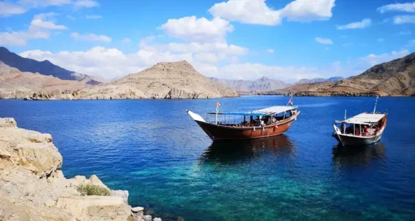 Dhows anchored near Telegraph Island, Khor Sham